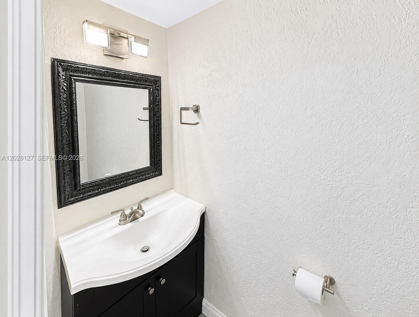 1901 S River Drive 5A — photo 8