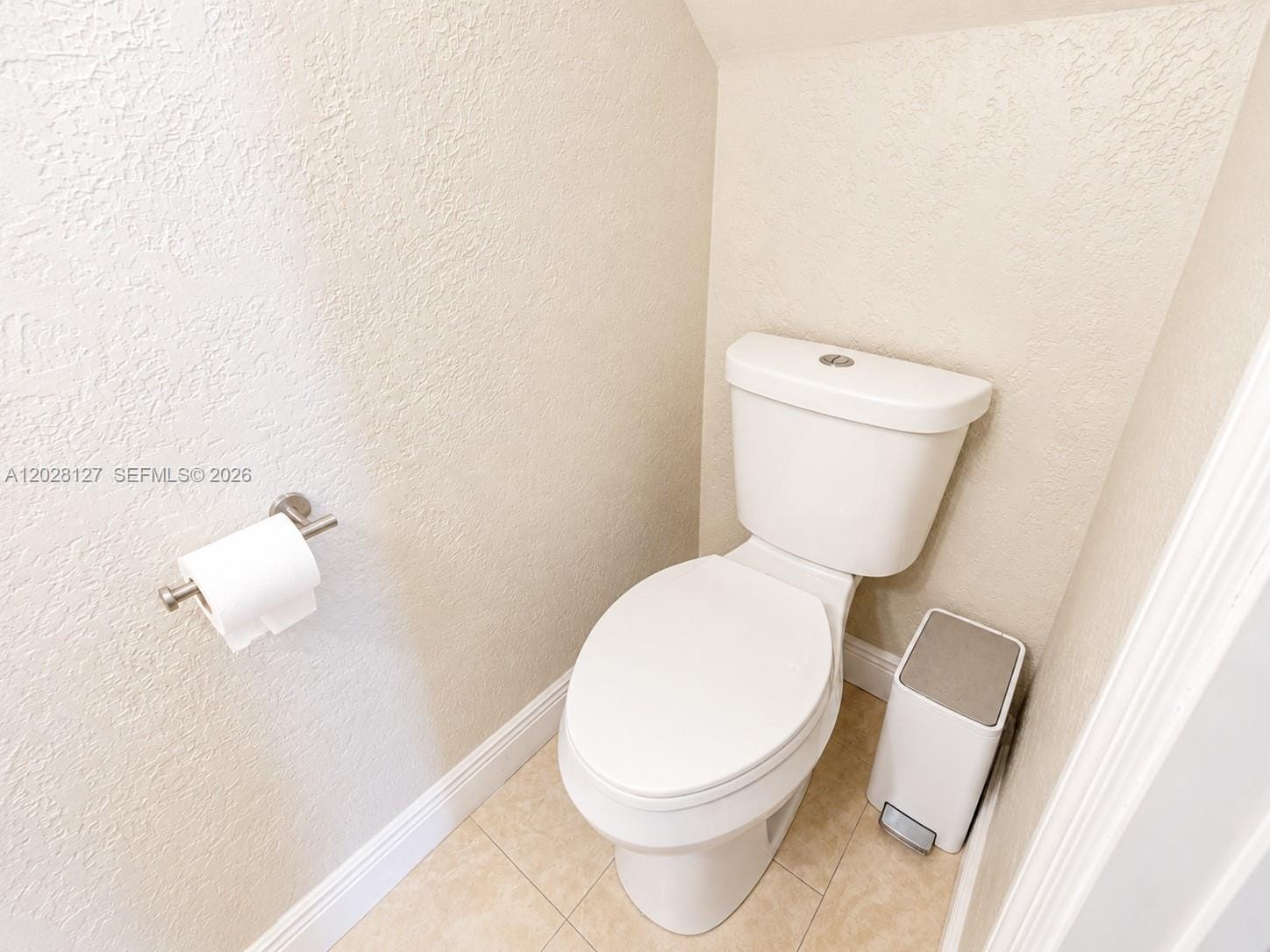 1901 S River Drive 5A — photo 9
