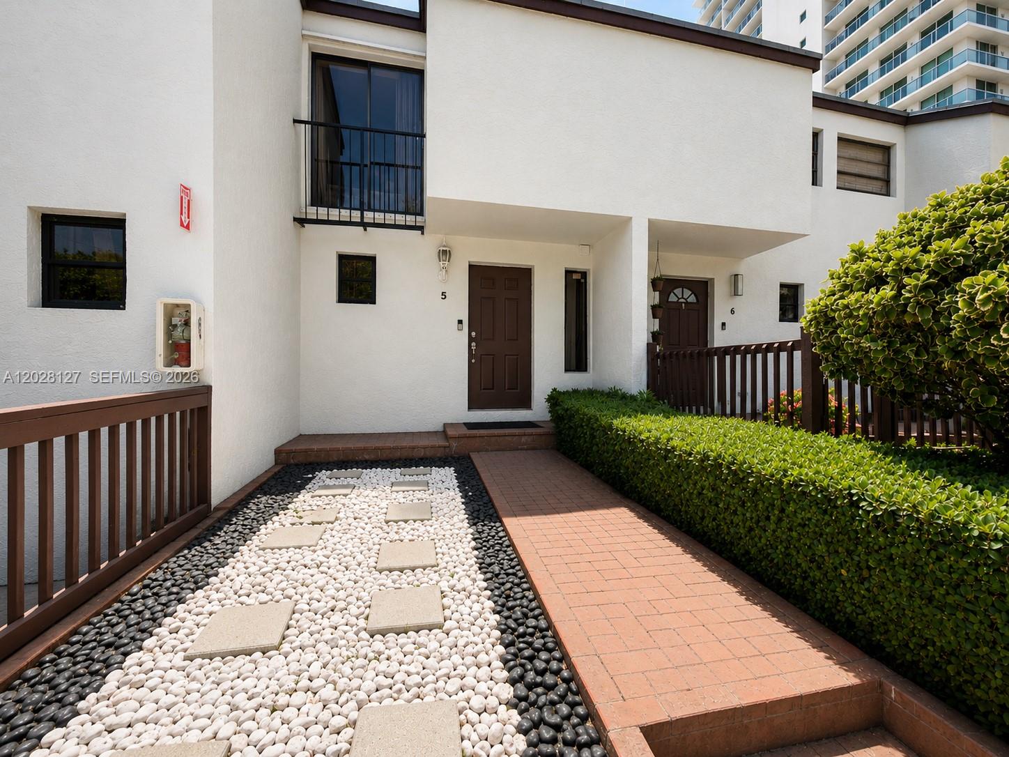 1901 S River Drive 5A, Miami, FL 33125, Miami