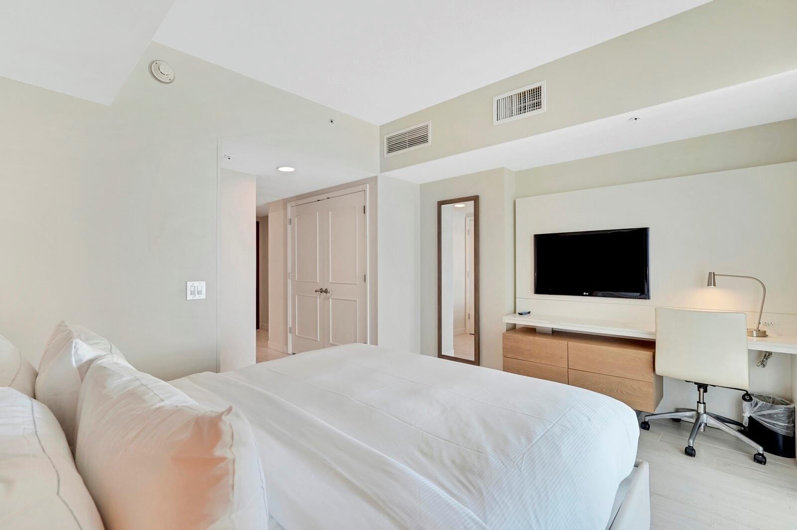 505 N Fort Lauderdale Beach Boulevard 2509, Fort Lauderdale, FL 33304 photo 13