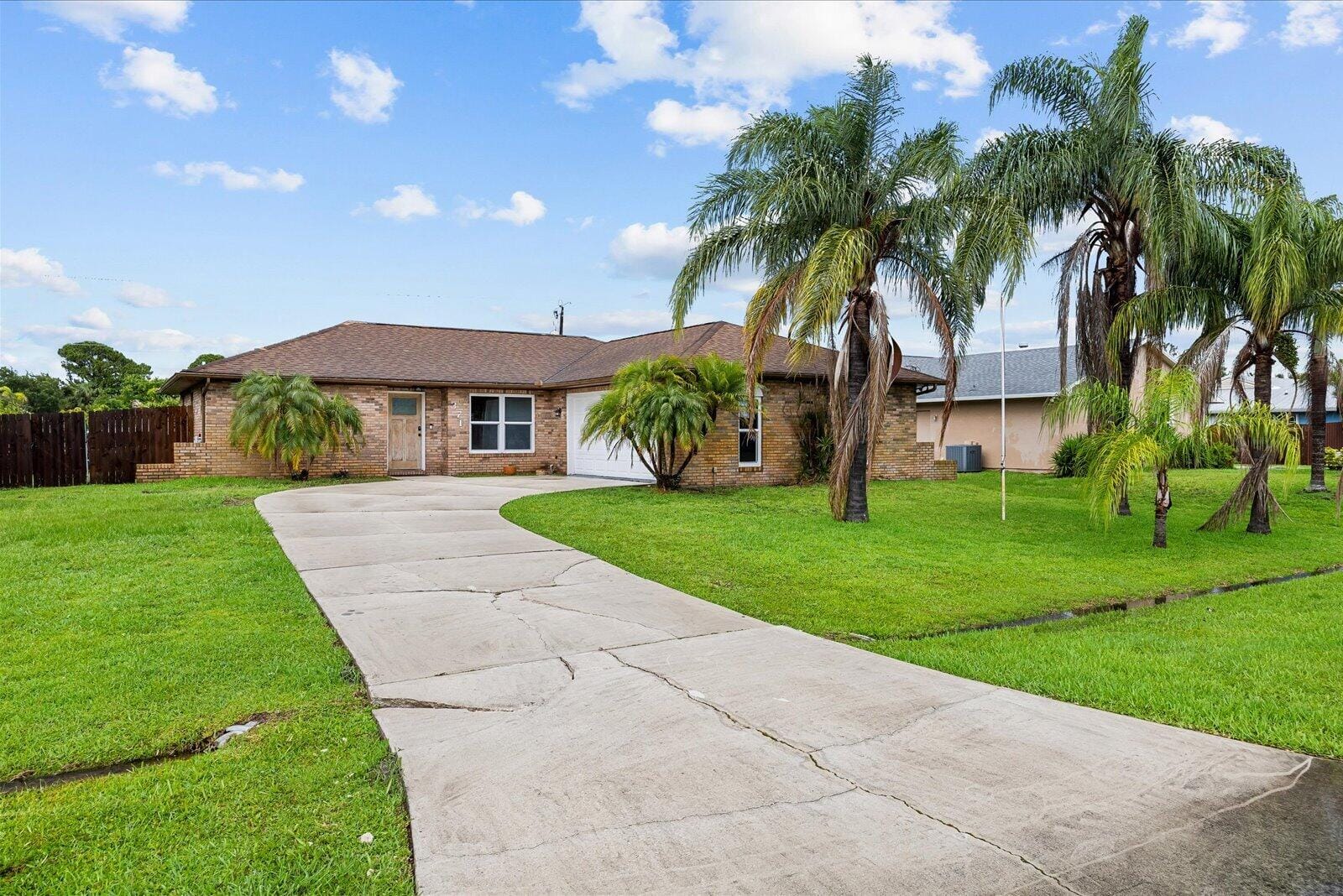 371 SW Butler Avenue, Port St. Lucie, FL 34983 photo 3