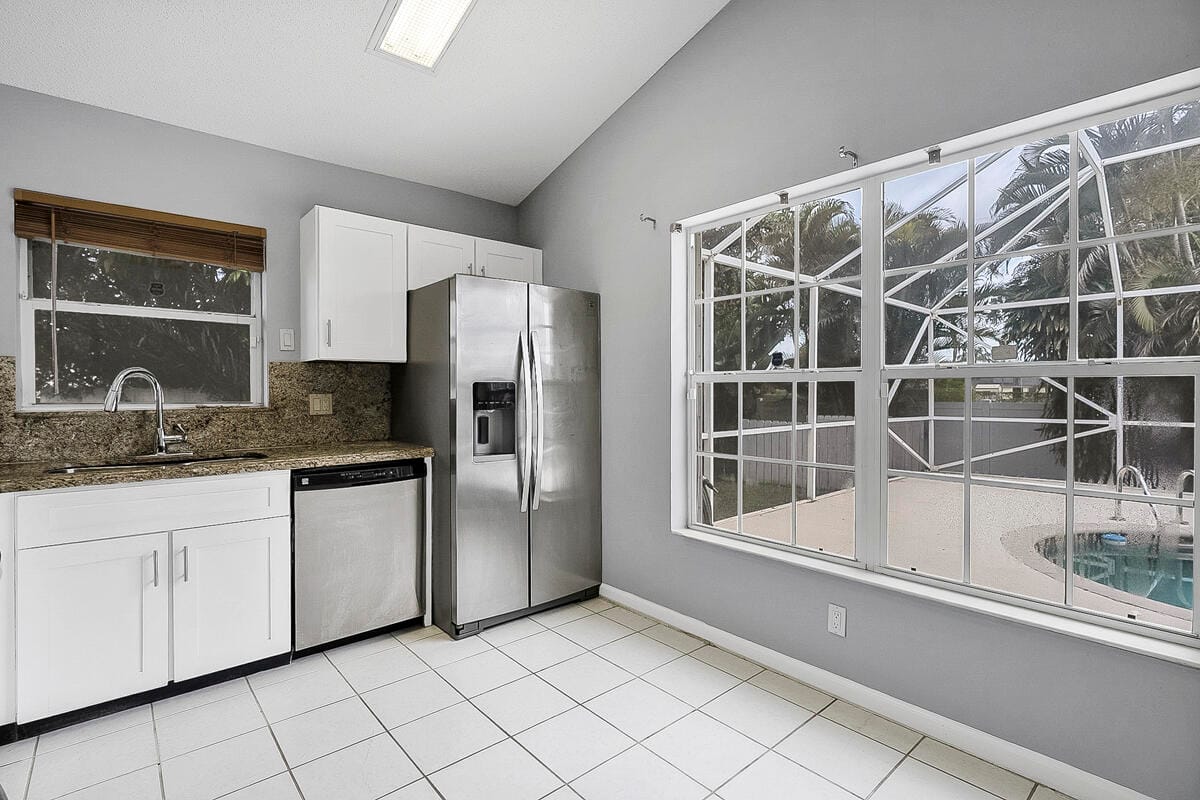 3814 Circle Lake Drive, West Palm Beach, FL 33417 photo 10