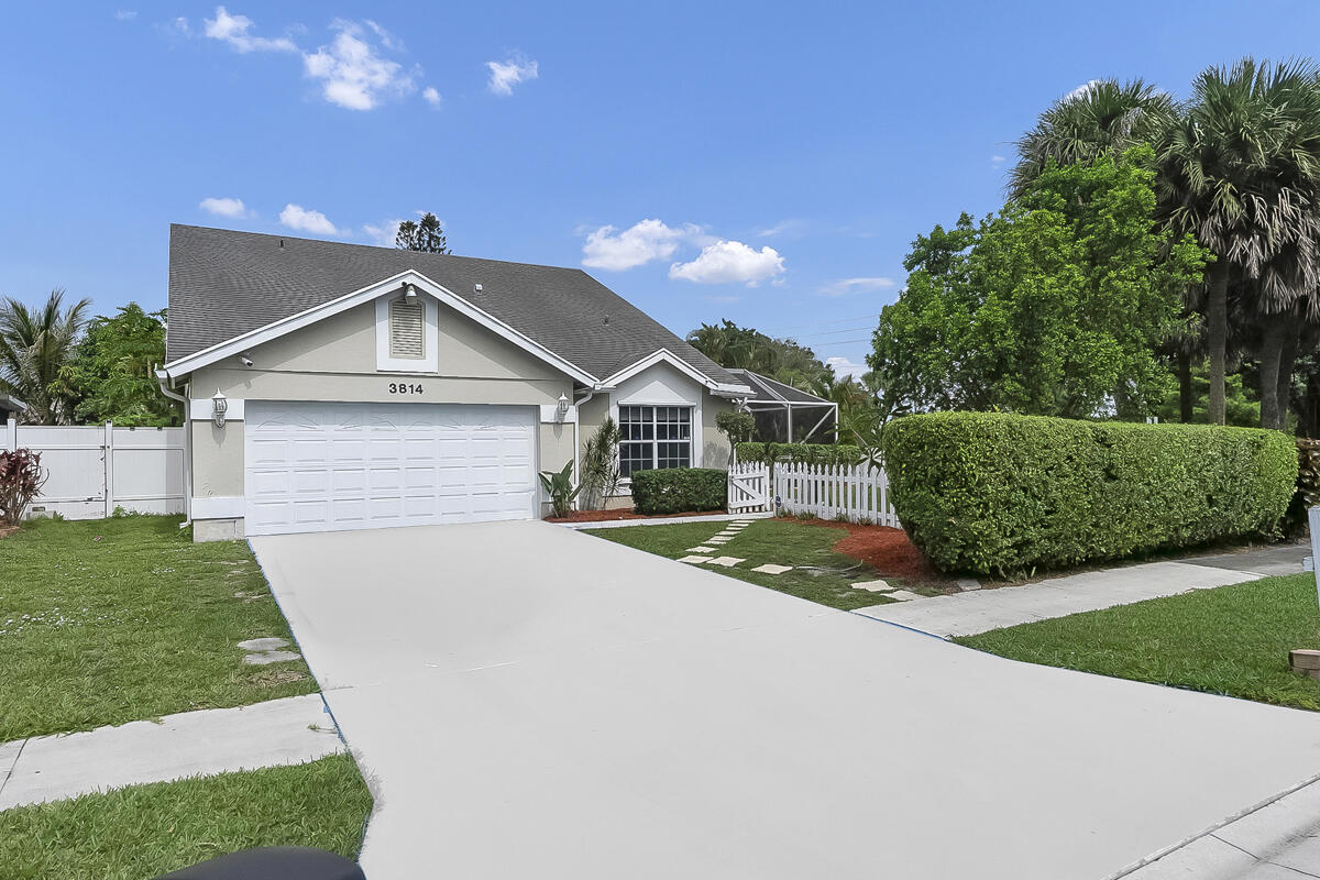 3814 Circle Lake Drive, West Palm Beach, FL 33417, West Palm Beach