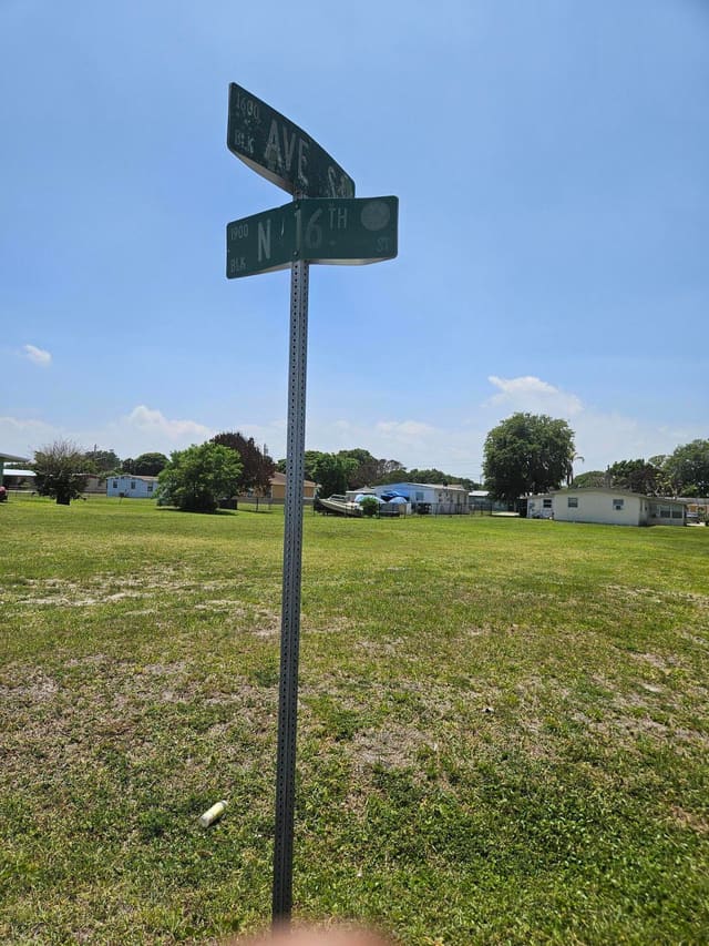 1909 N 16th Street, Fort Pierce, FL 34950