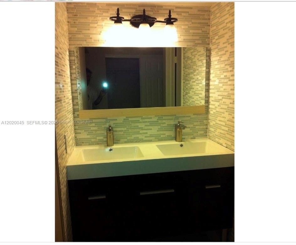 9480 Tangerine Place 404 — photo 9