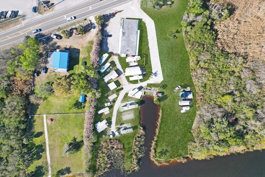 1421 NE Us Highway 441 10 — photo 12
