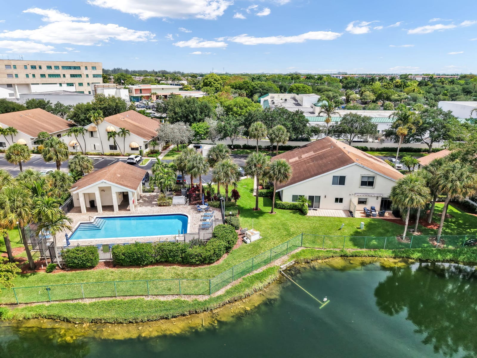 10244 NW 33rd Place, Sunrise, FL 33351 photo 8