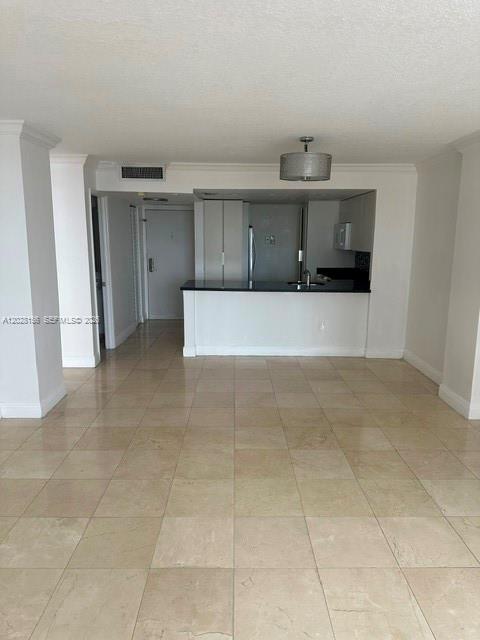 600 NE 36th Street 516, Miami, FL 33137, Miami