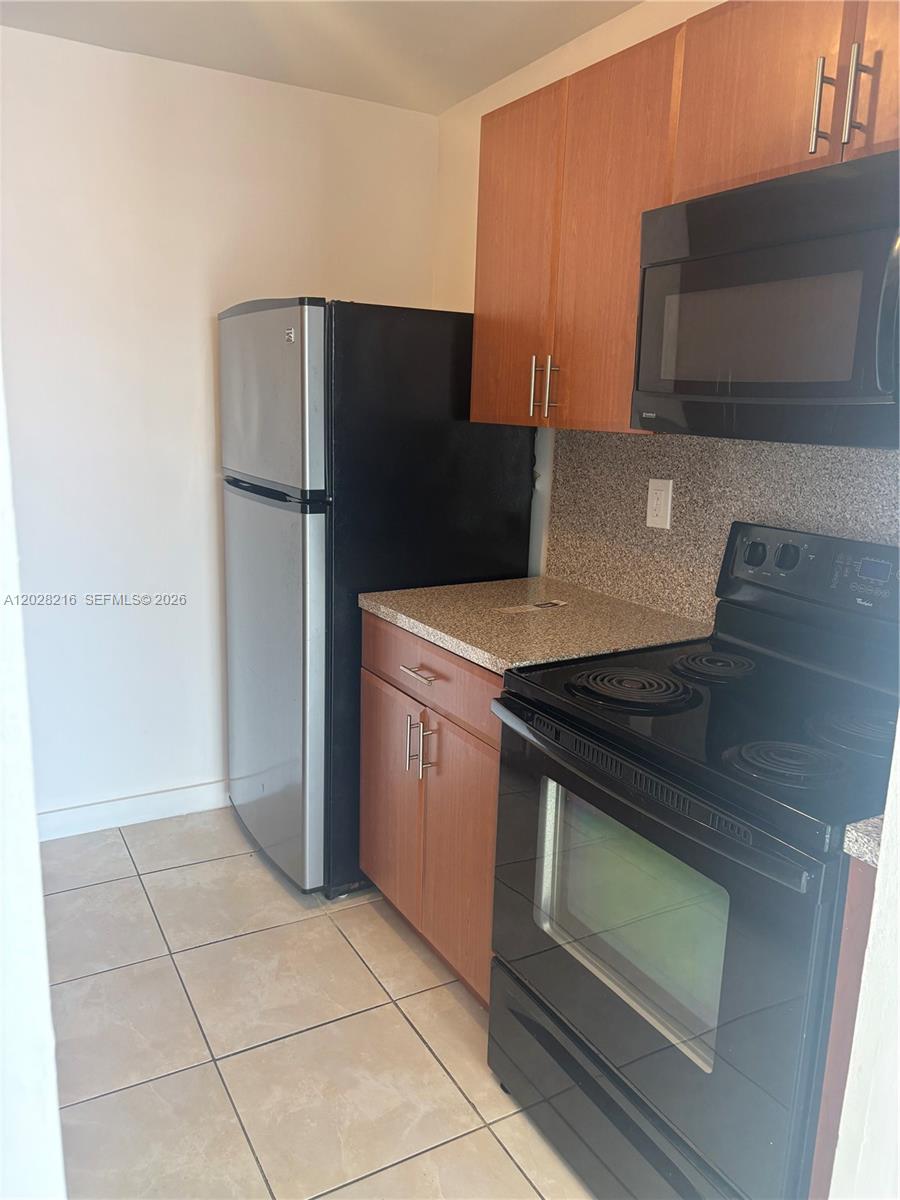 2000 NE 135th Street 208, North Miami, FL 33181, North Miami