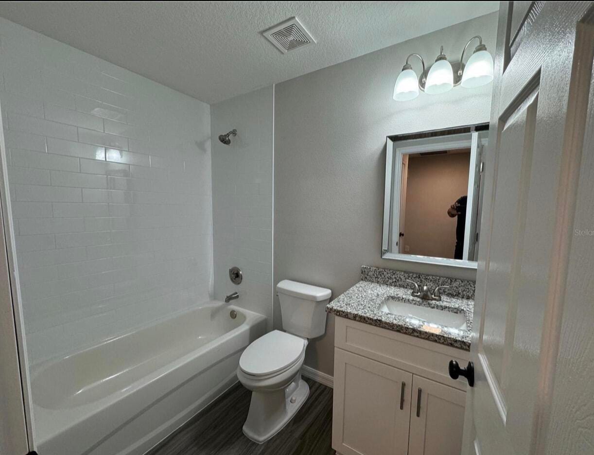 412 NE Avenue M NE, Winter Haven, FL 33881 photo 4