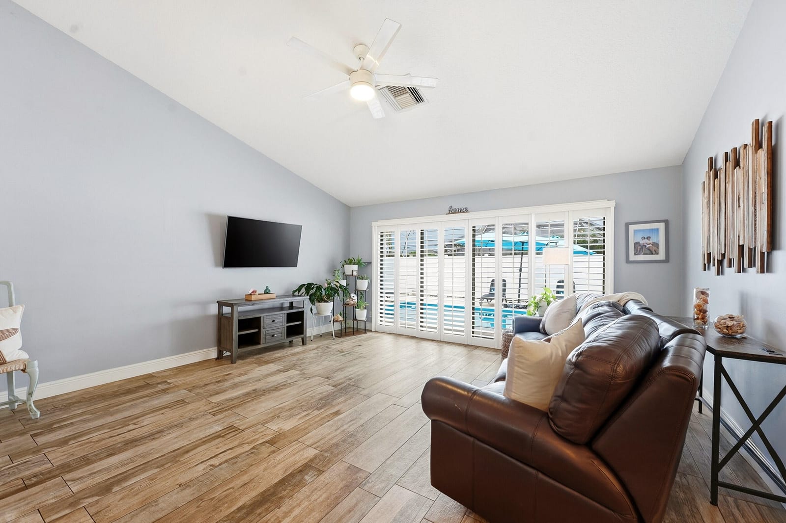 6273 Barbara Street — photo 12