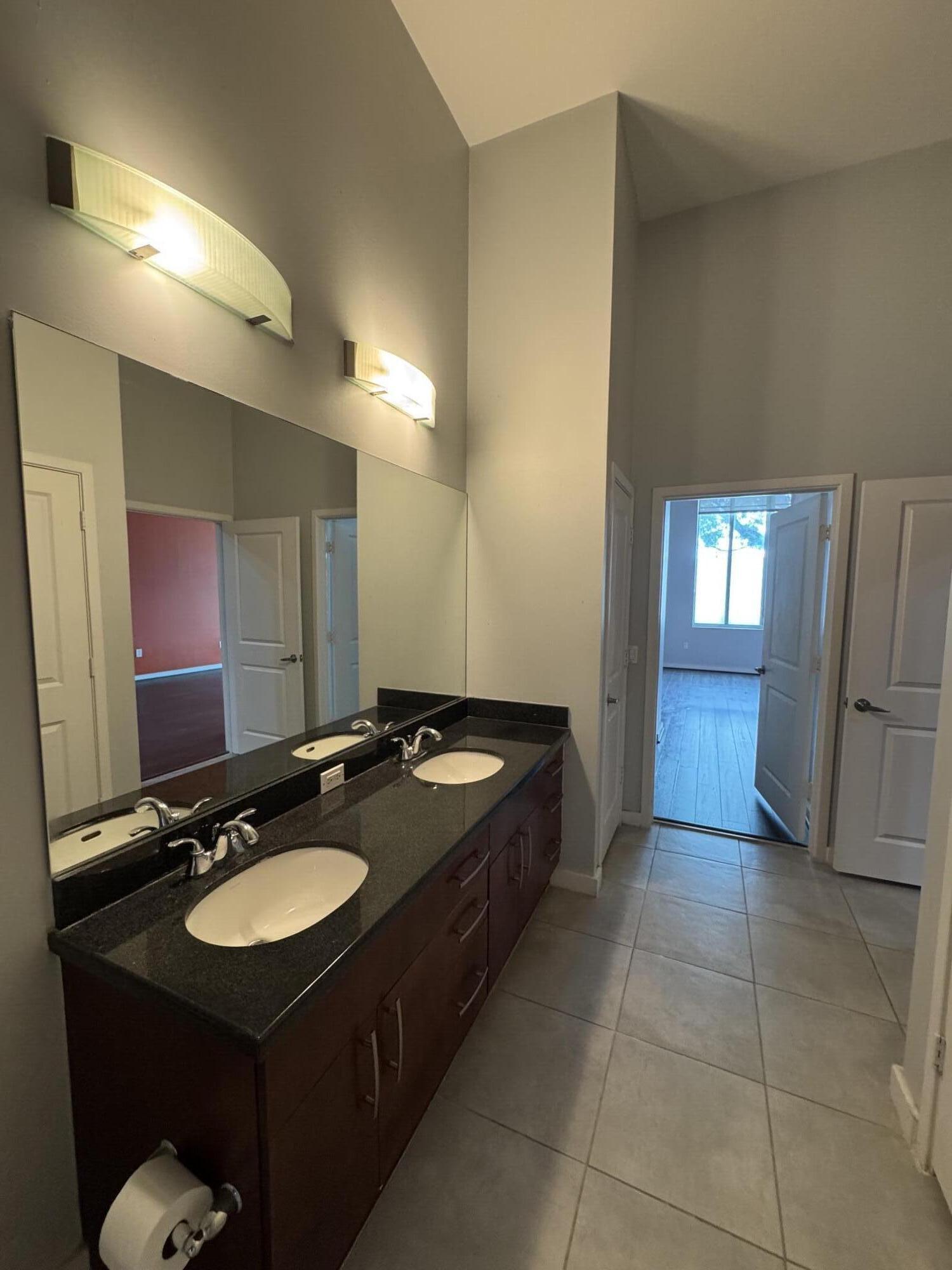 300 S Australian Avenue 111, West Palm Beach, FL 33401, West Palm Beach