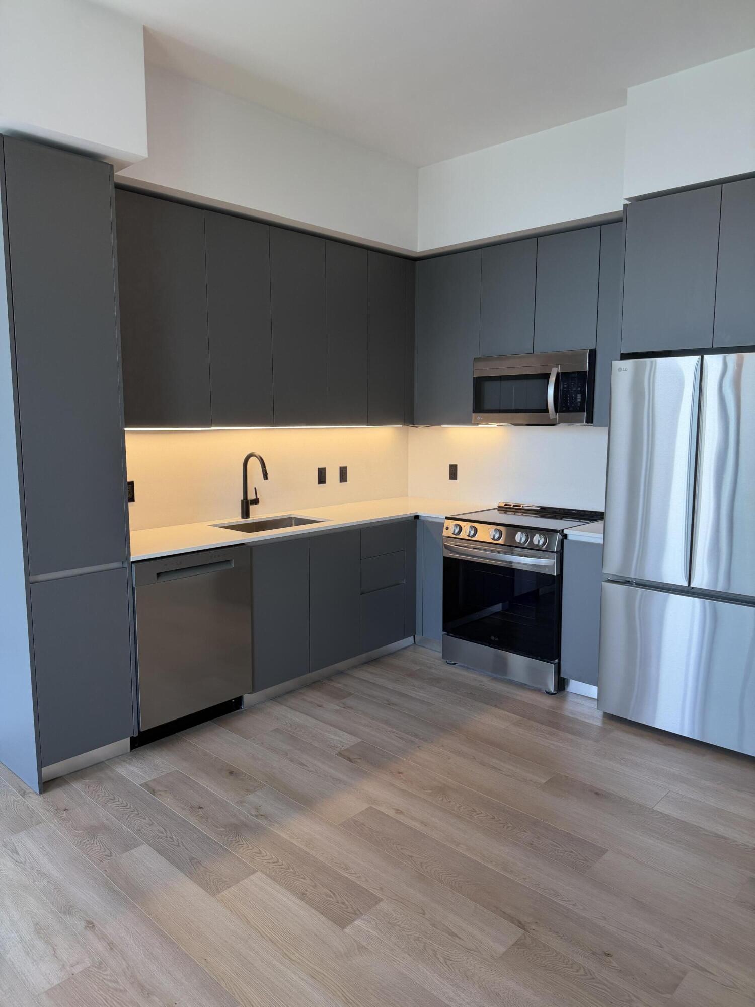 307 SW 5th Street Ph2811, Fort Lauderdale, FL 33315, Fort Lauderdale