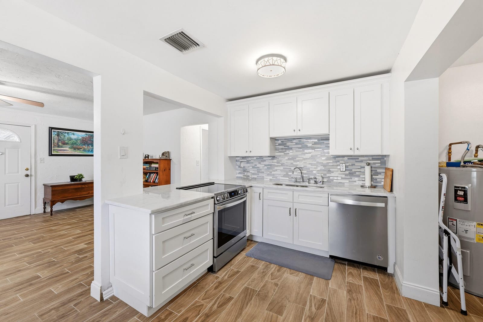 6404 Oak Street, Hollywood, FL 33024 photo 2