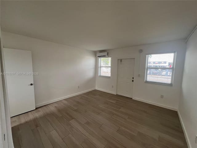 7035 NE 4th Court 3, Miami, FL 33138