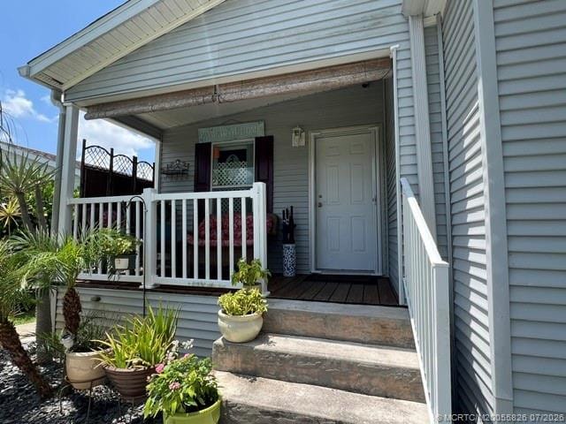 3 bedroom home for sale at 2555 Pga, Palm Beach Gardens, FL 33410 — $189,900