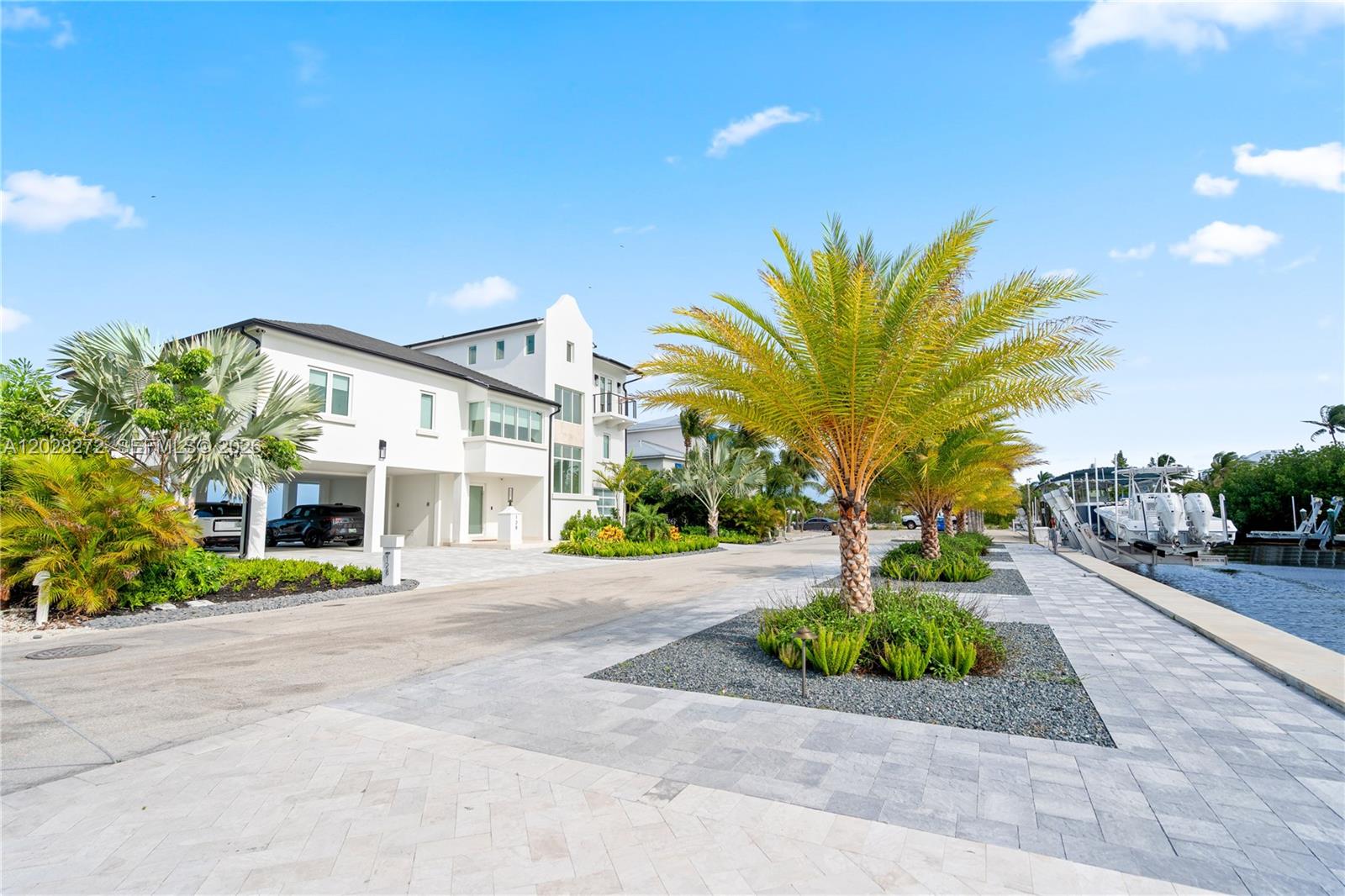 128 Sunrise Drive, Marathon, FL 33050 photo 2