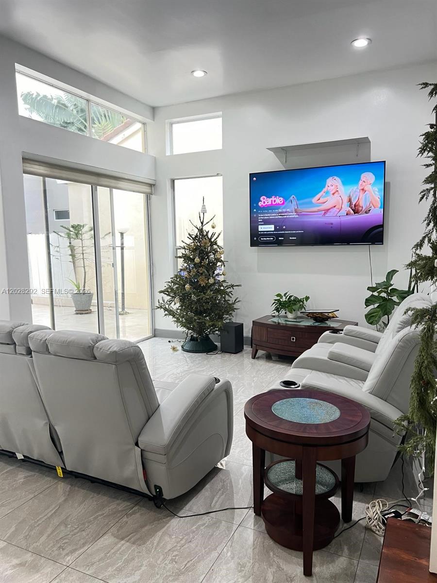 1120 Papaya Street, Hollywood, FL 33019, Hollywood