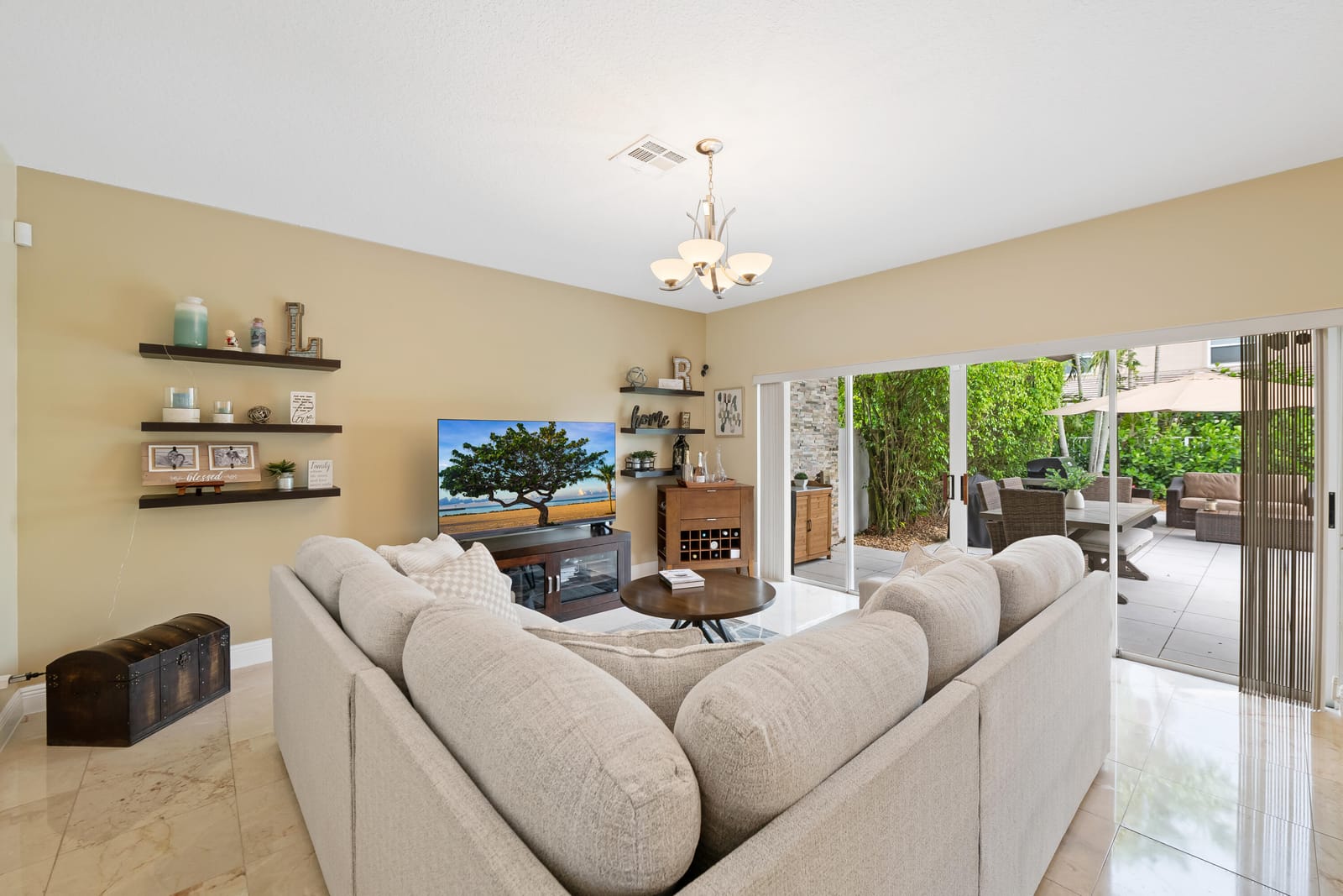 10927 La Salinas Circle — photo 10