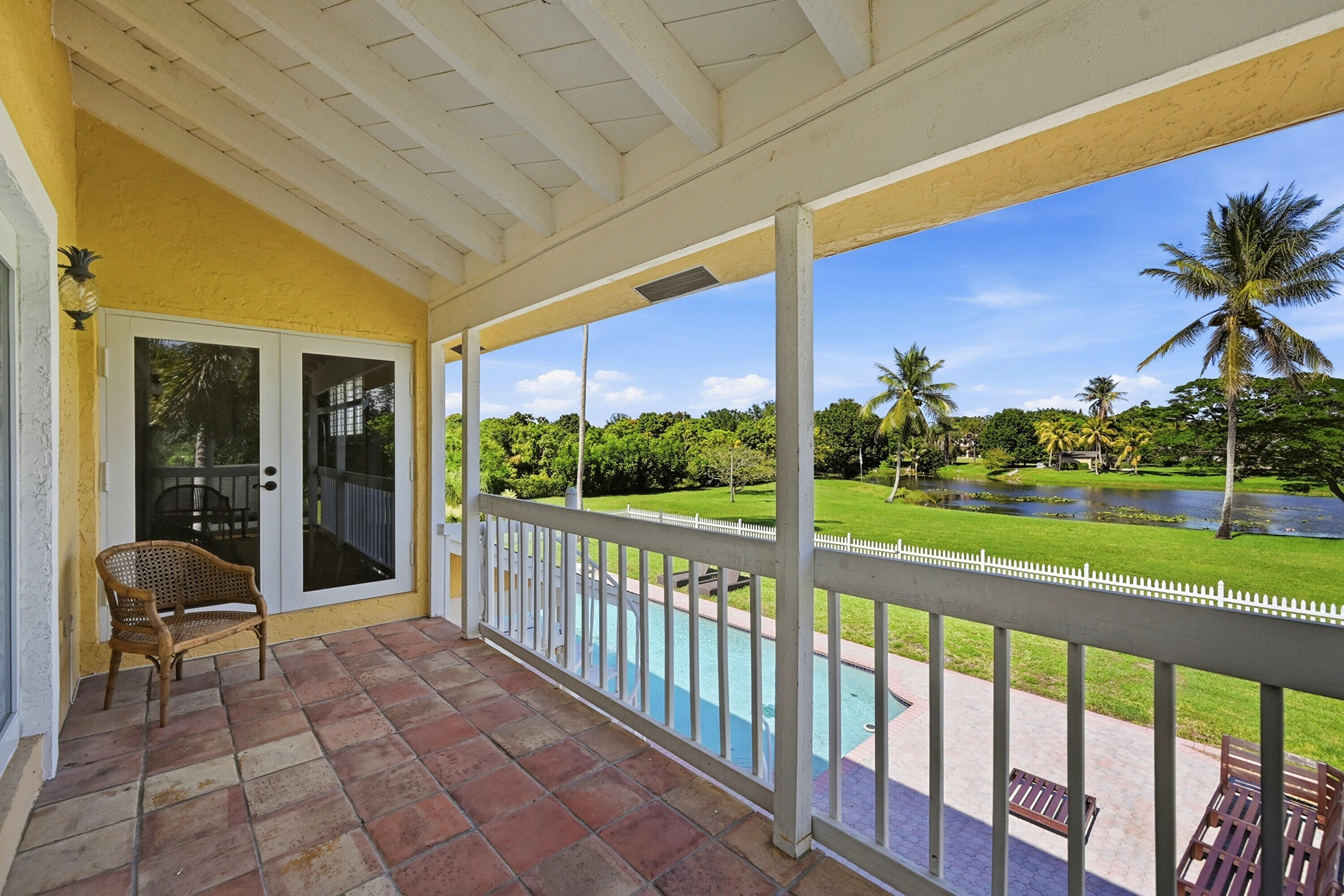 10400 W Tara Boulevard — photo 3