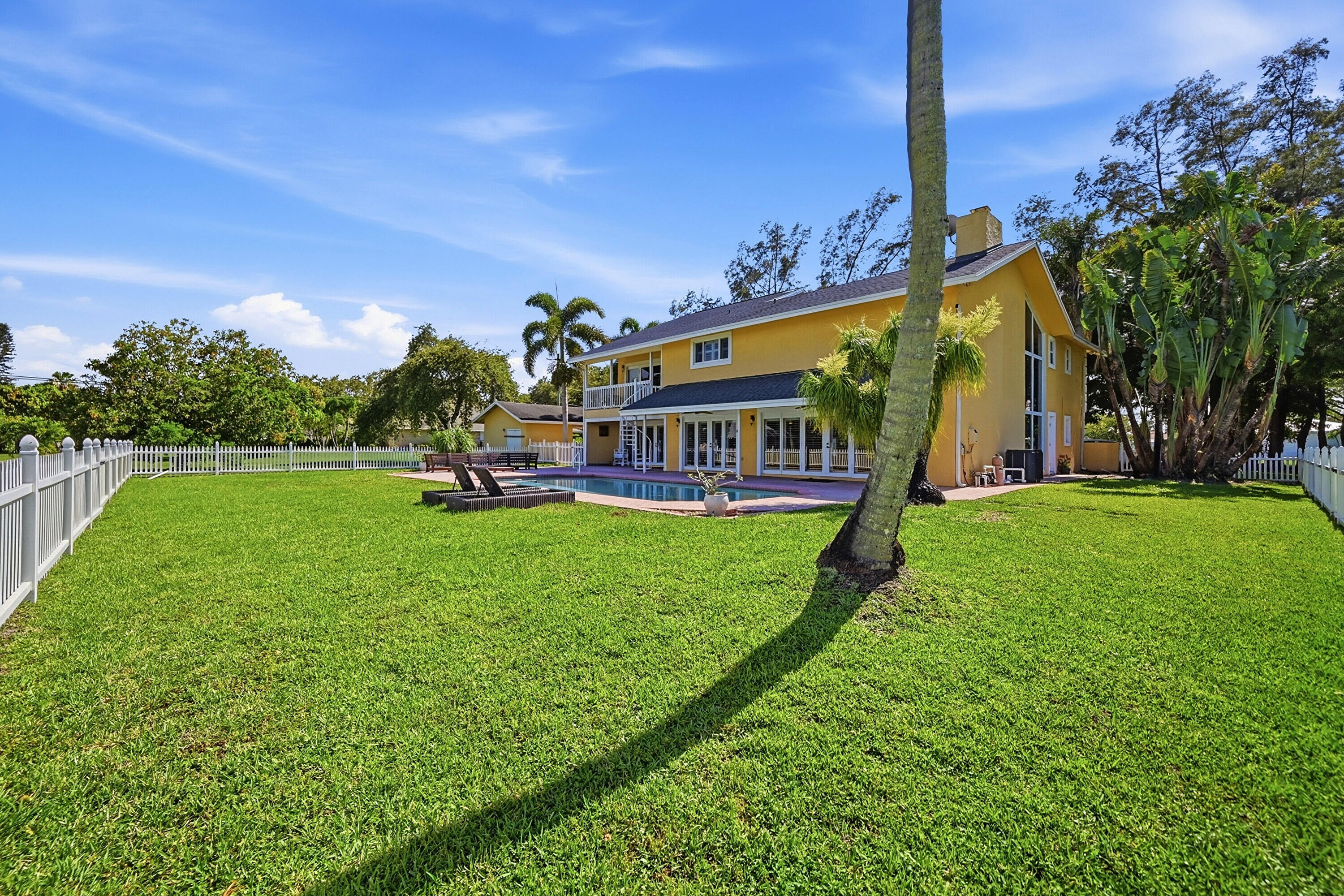 10400 W Tara Boulevard — photo 4
