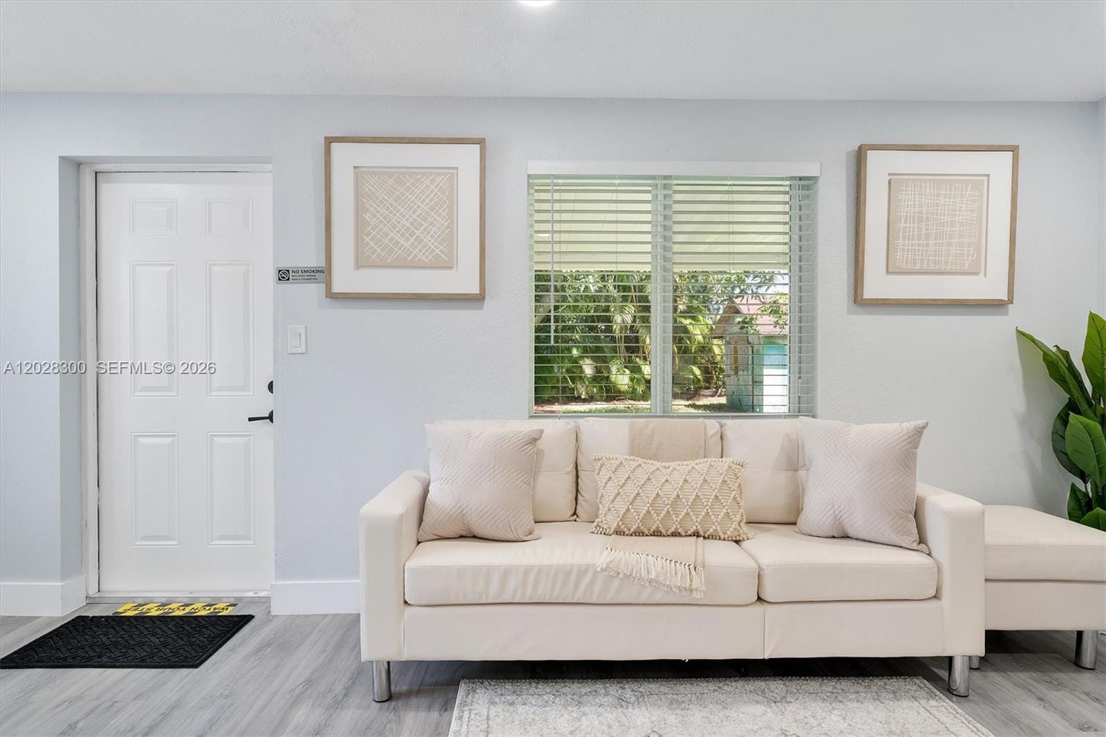 1218 NW 2nd Avenue . — photo 4