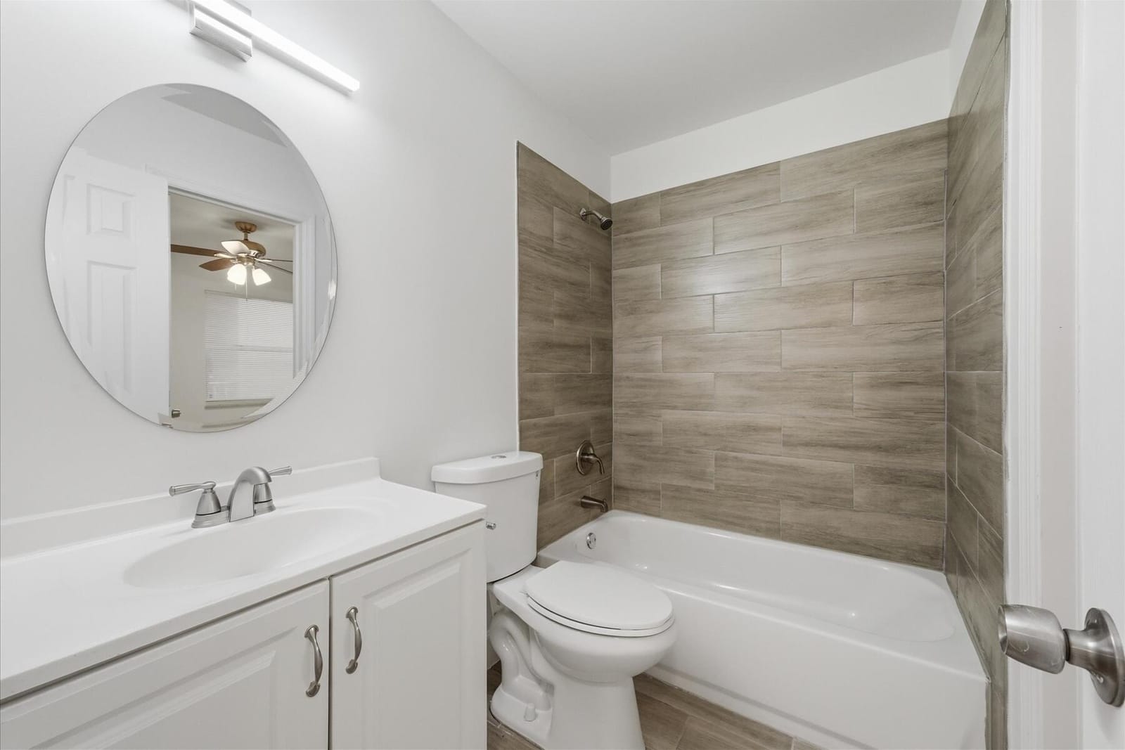 428 Grove Isle Circle 9, Vero Beach, FL 32962 photo 18