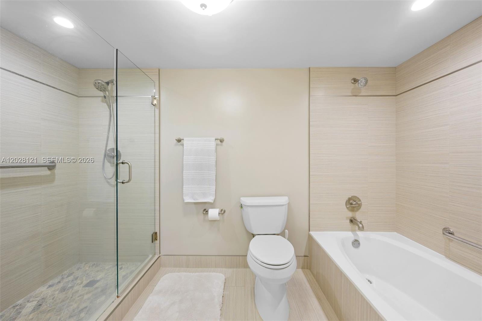 2804 N 46th Avenue C630 — photo 12