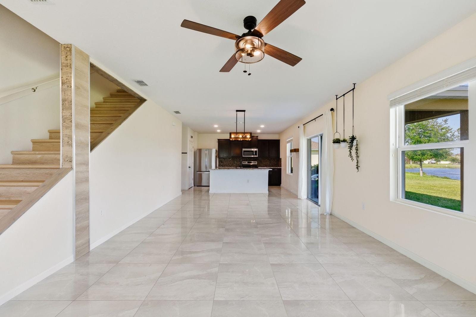 3044 Woodswalk Drive, Fort Pierce, FL 34945 photo 4