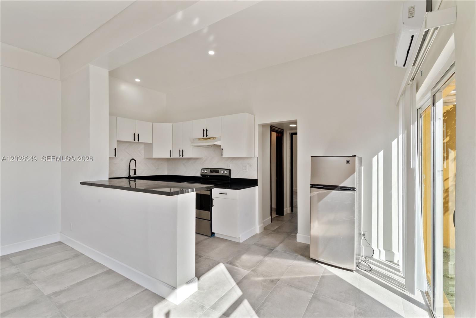 2204 Mckinley Street 2, Hollywood, FL 33020, Hollywood