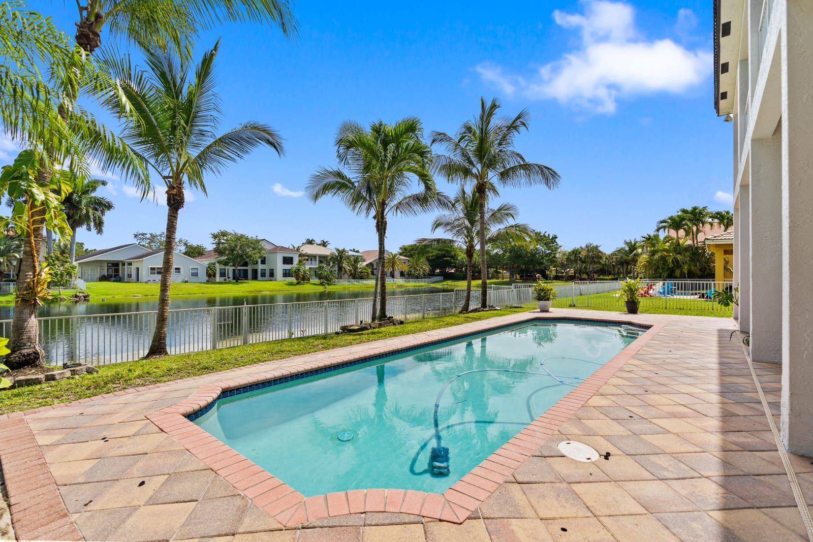 18551 SW 52nd Street, Miramar, FL 33029 photo 3