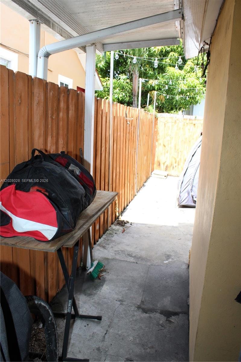 1022 NW 22nd Place, Miami, FL 33125 photo 15