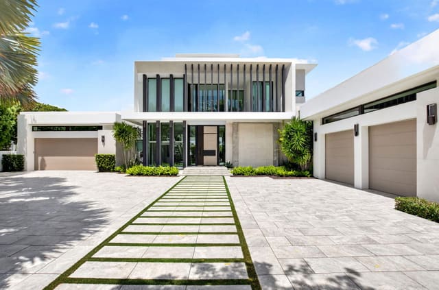 6960 Lake Estates Court, St Andrews Country Club, Boca Raton, FL