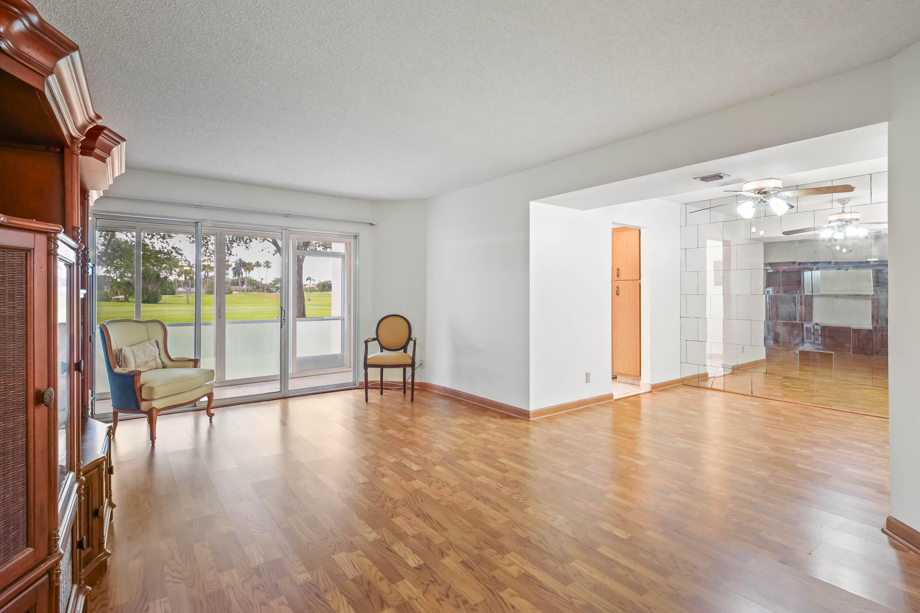 3951 Via Poinciana 112, Lake Worth, FL 33467, Lake Worth