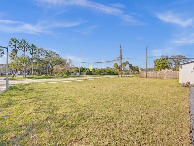 6147 SW 40th Street, sold in Sun Land Park, Miramar, FL