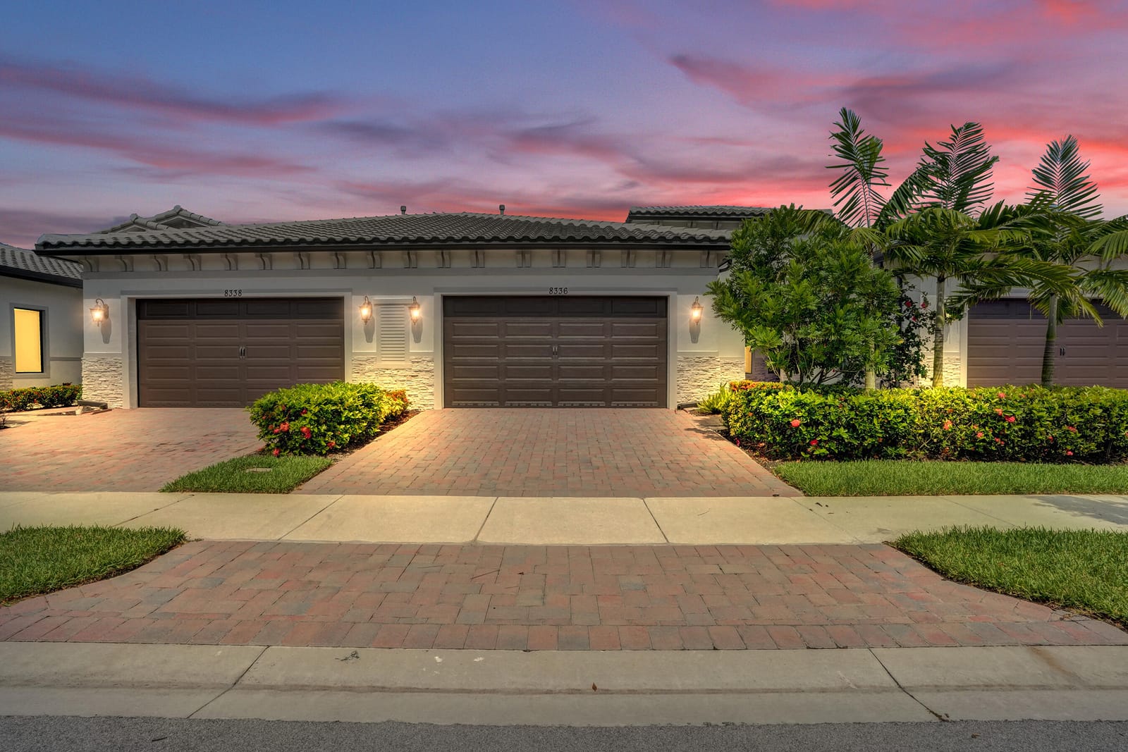 8336 W Blue Spring Drive — photo 2