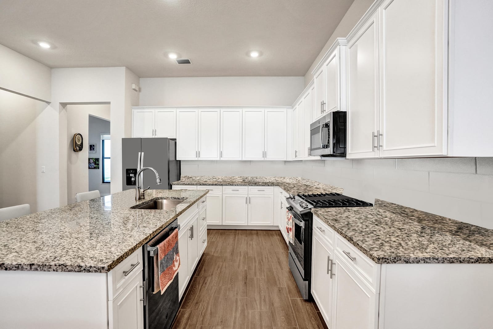 8336 W Blue Spring Drive — photo 12