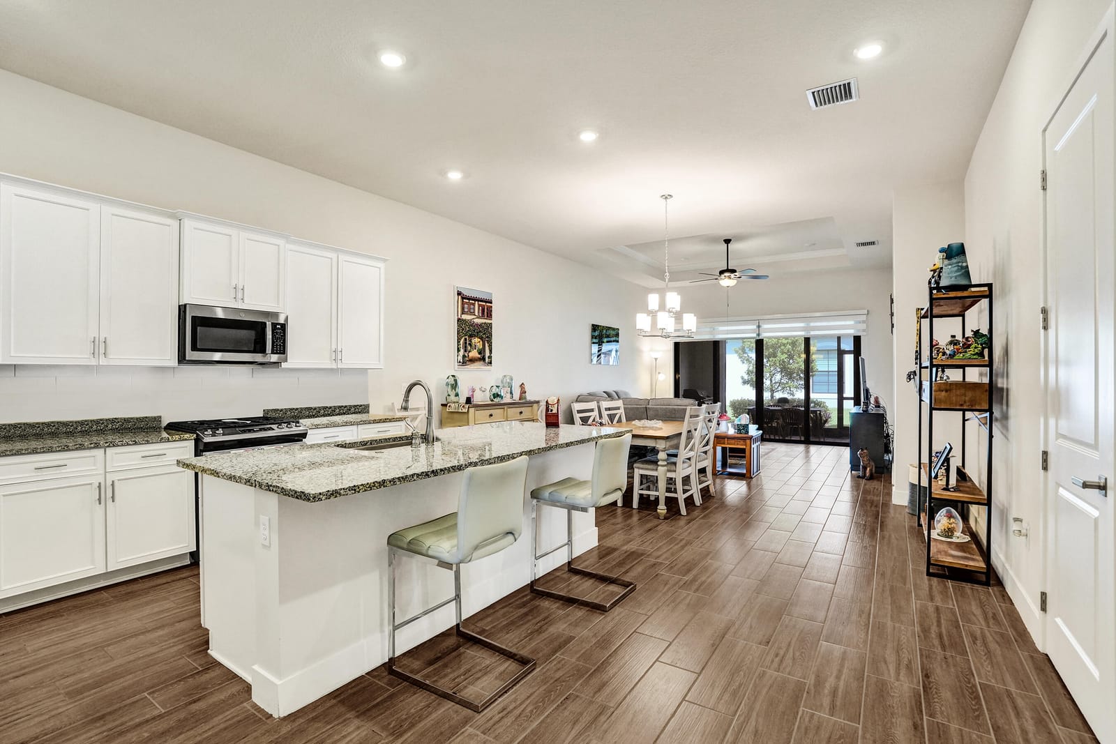 8336 W Blue Spring Drive — photo 10