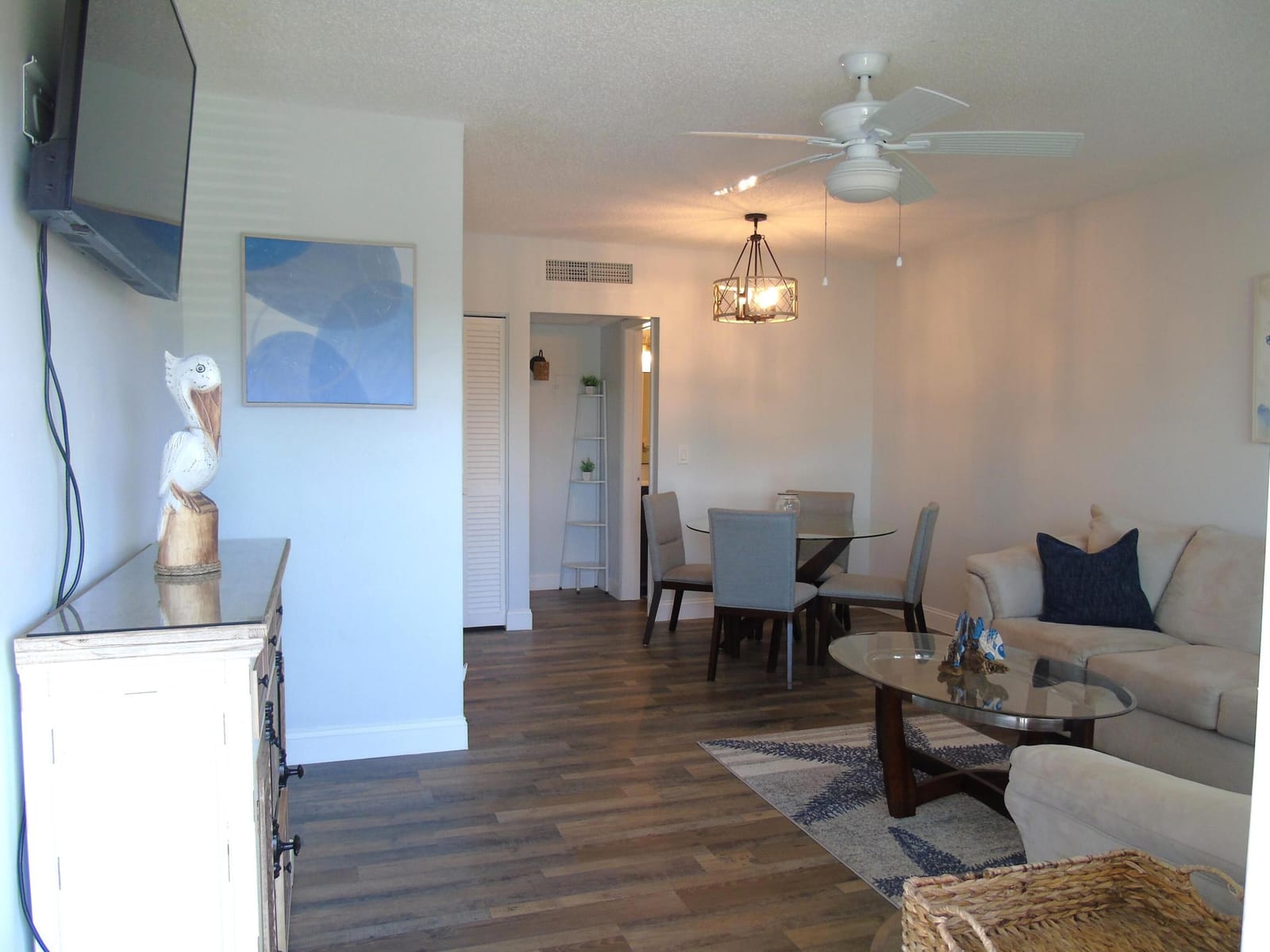 309 Circle Drive S 204, Boynton Beach, FL 33435 photo 3