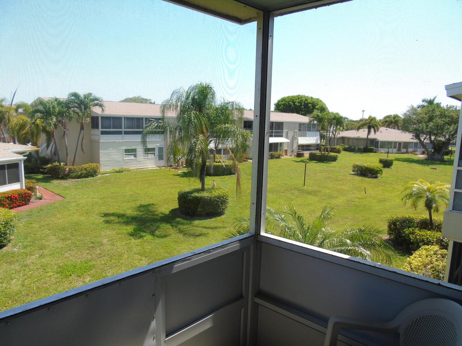 309 Circle Drive S 204, Boynton Beach, FL 33435 photo 24
