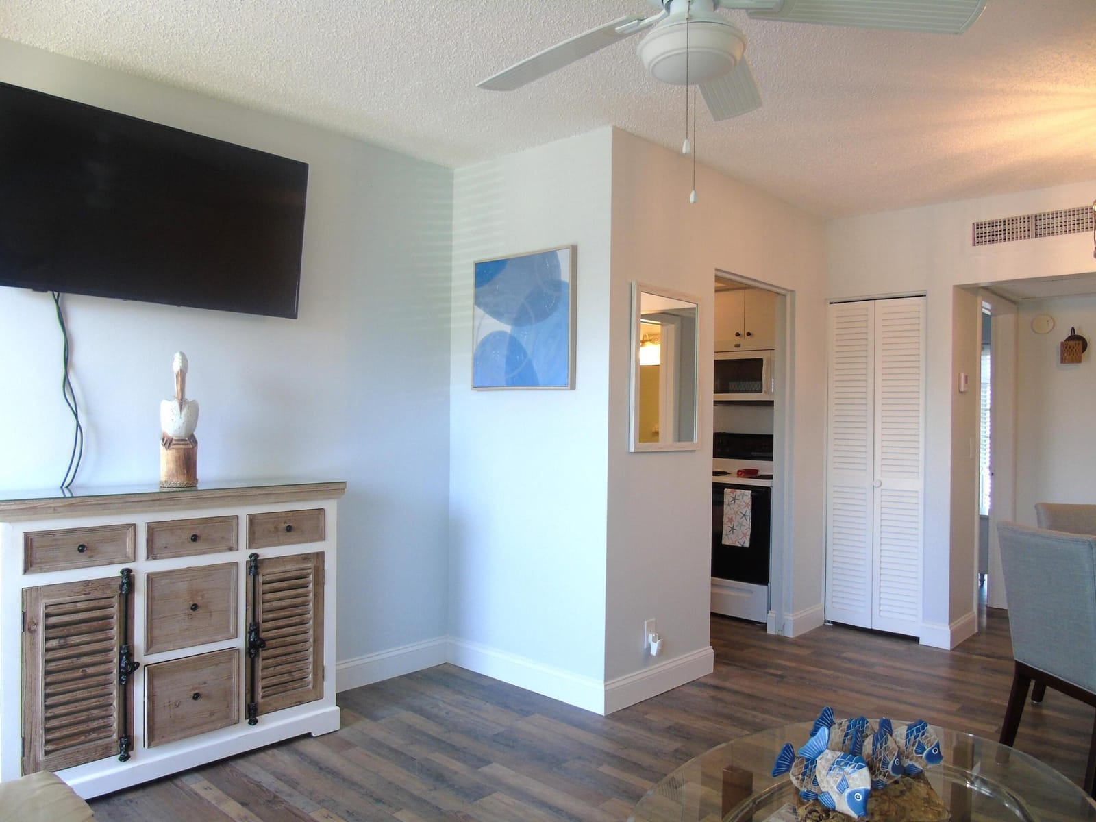 309 Circle Drive S 204, Boynton Beach, FL 33435 photo 5