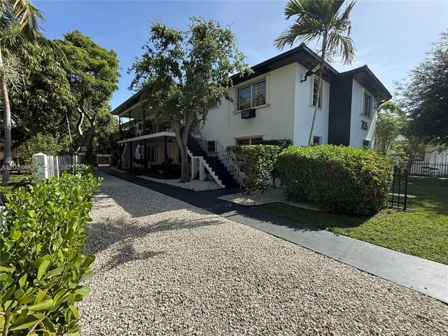 705 NE 92nd Street 3, Miami Shores, FL 33138