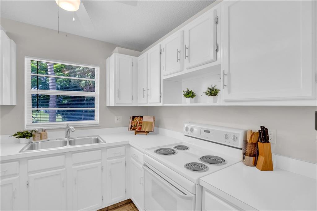 17 Vista Palm Lane 201, Vero Beach, FL 32962, Vero Beach