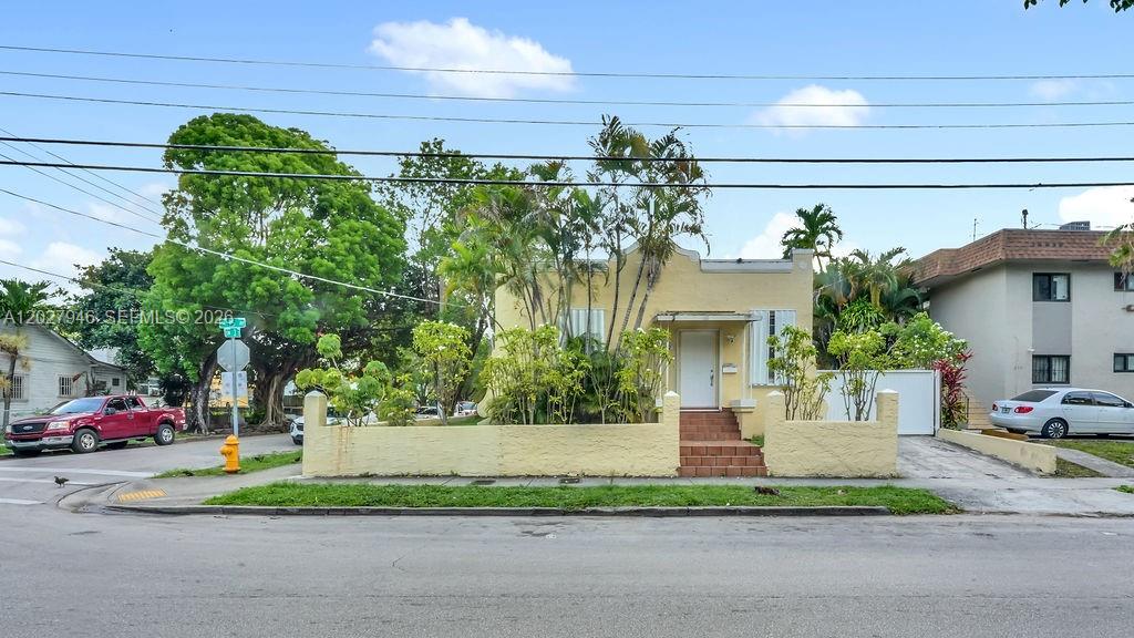 242 SW 15th Avenue, Miami, FL 33135, Miami