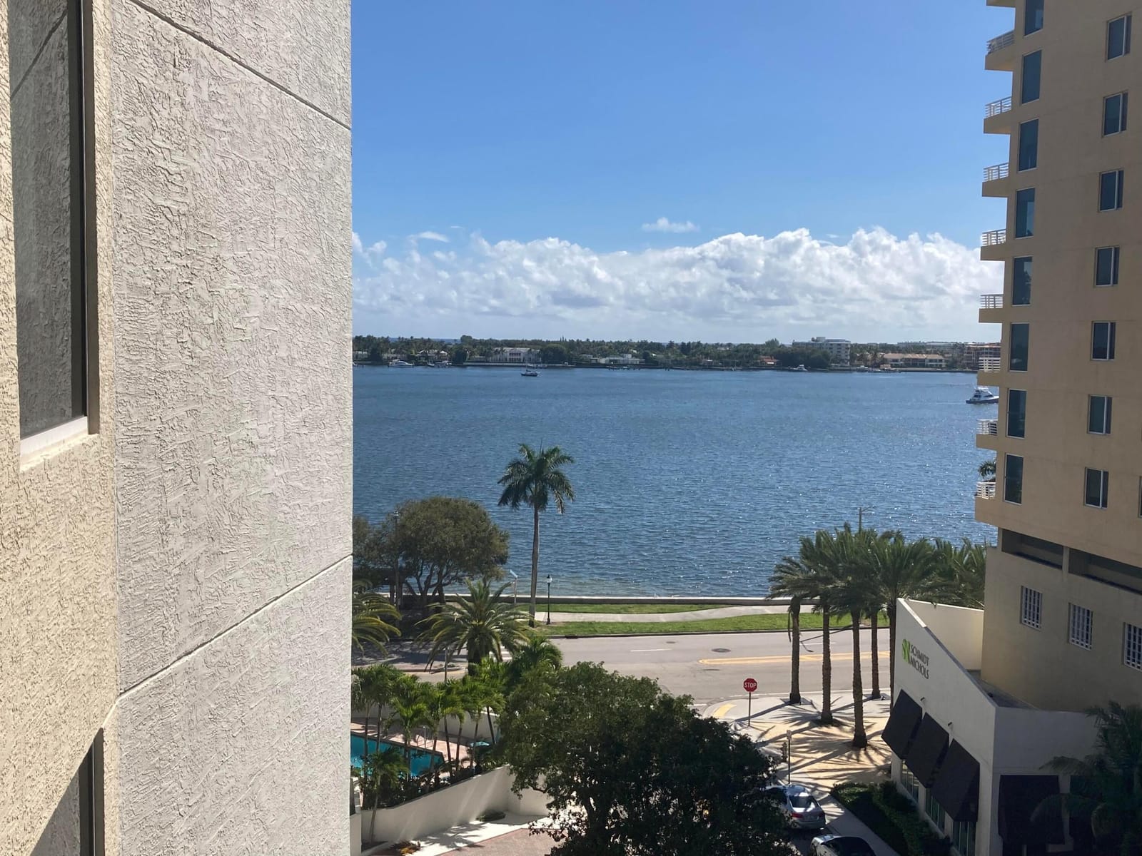 1617 N Flagler Drive 704 — photo 5