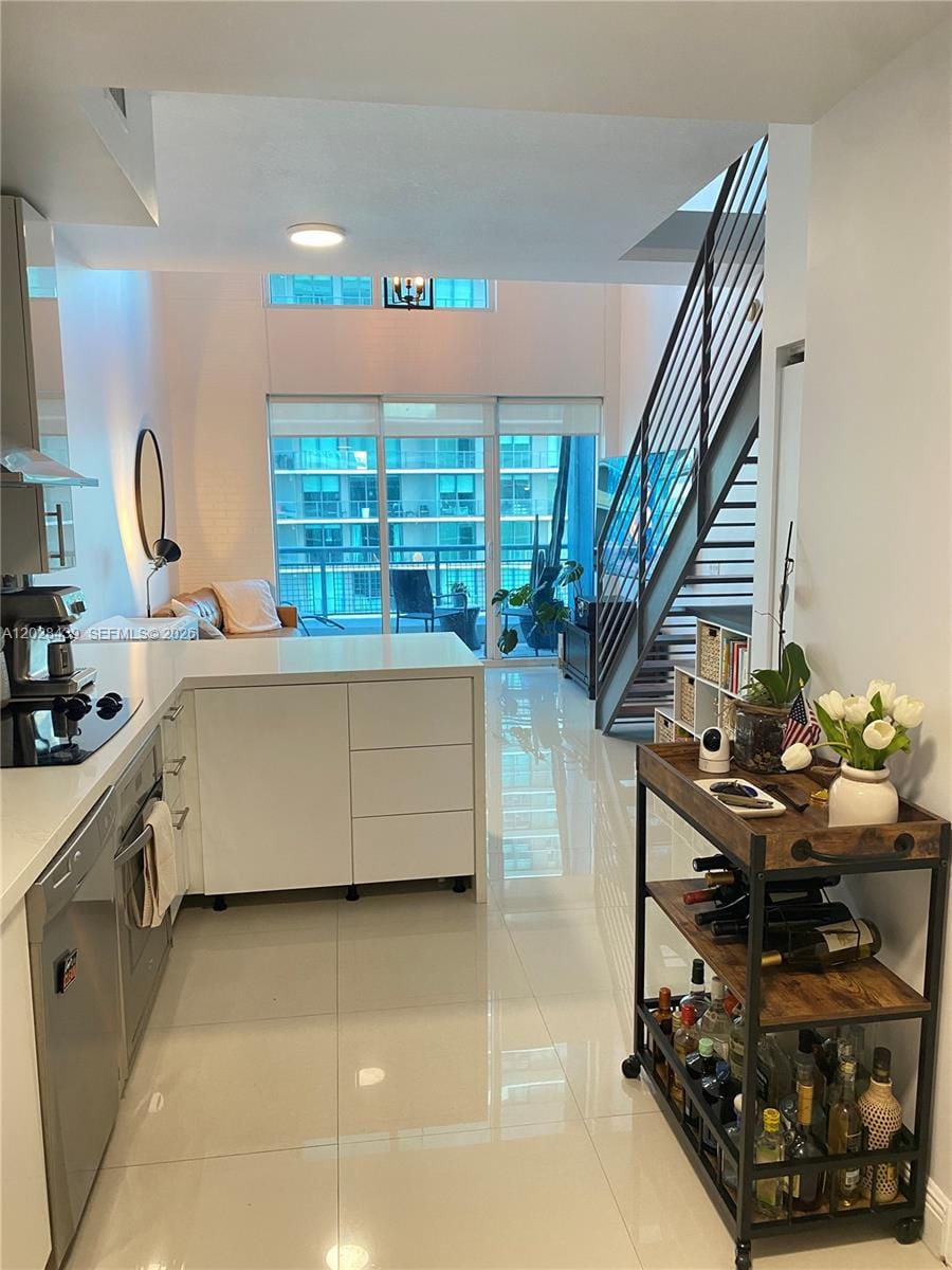 60 SW 13th Street 2212, Miami, FL 33130 photo 3