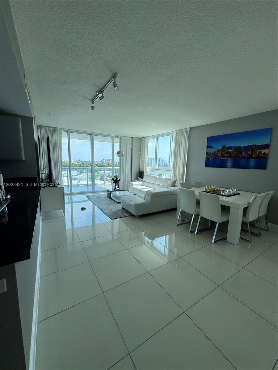 1861 S River Drive 906, Miami, FL 33125, Miami