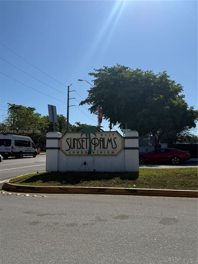 7256 SW 94th Place A8, Miami, FL 33173