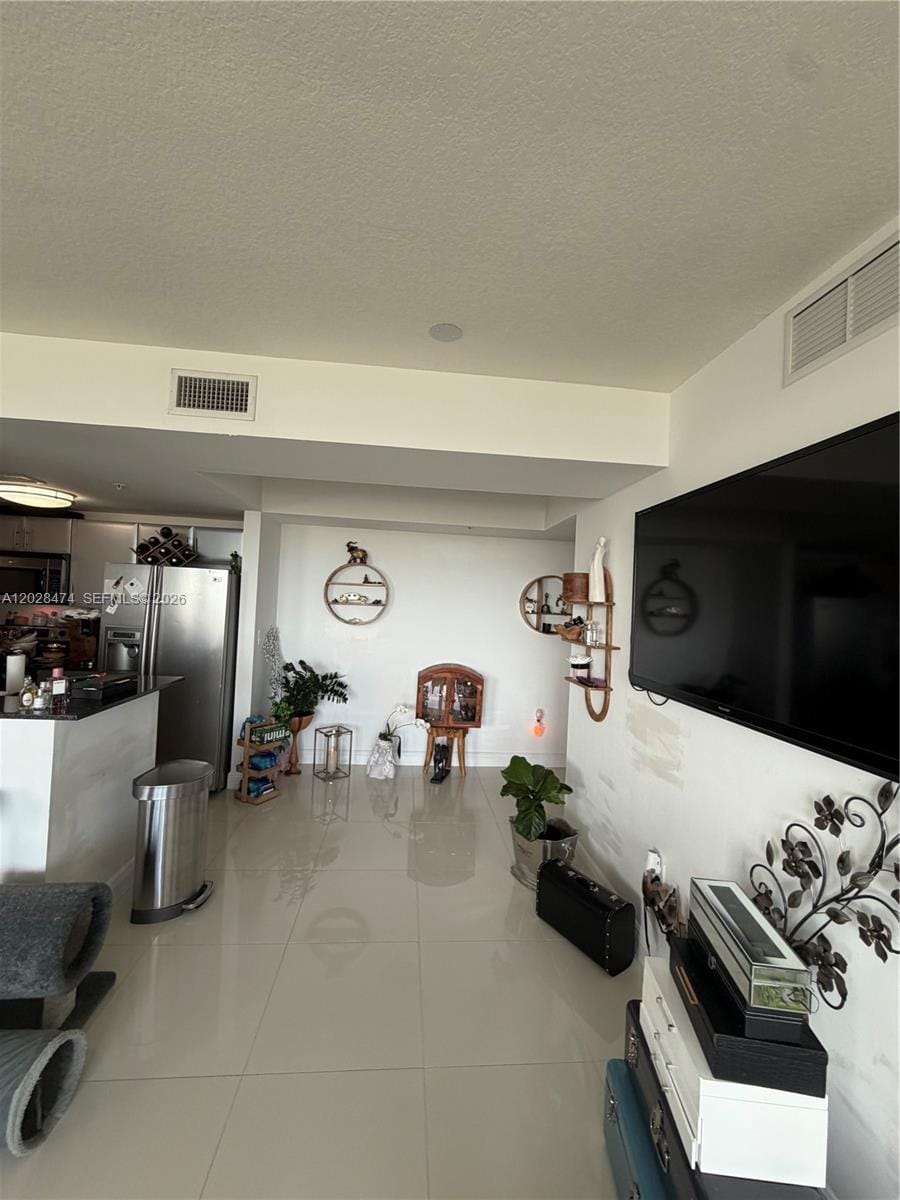 1871 S River Drive 1502 — photo 3