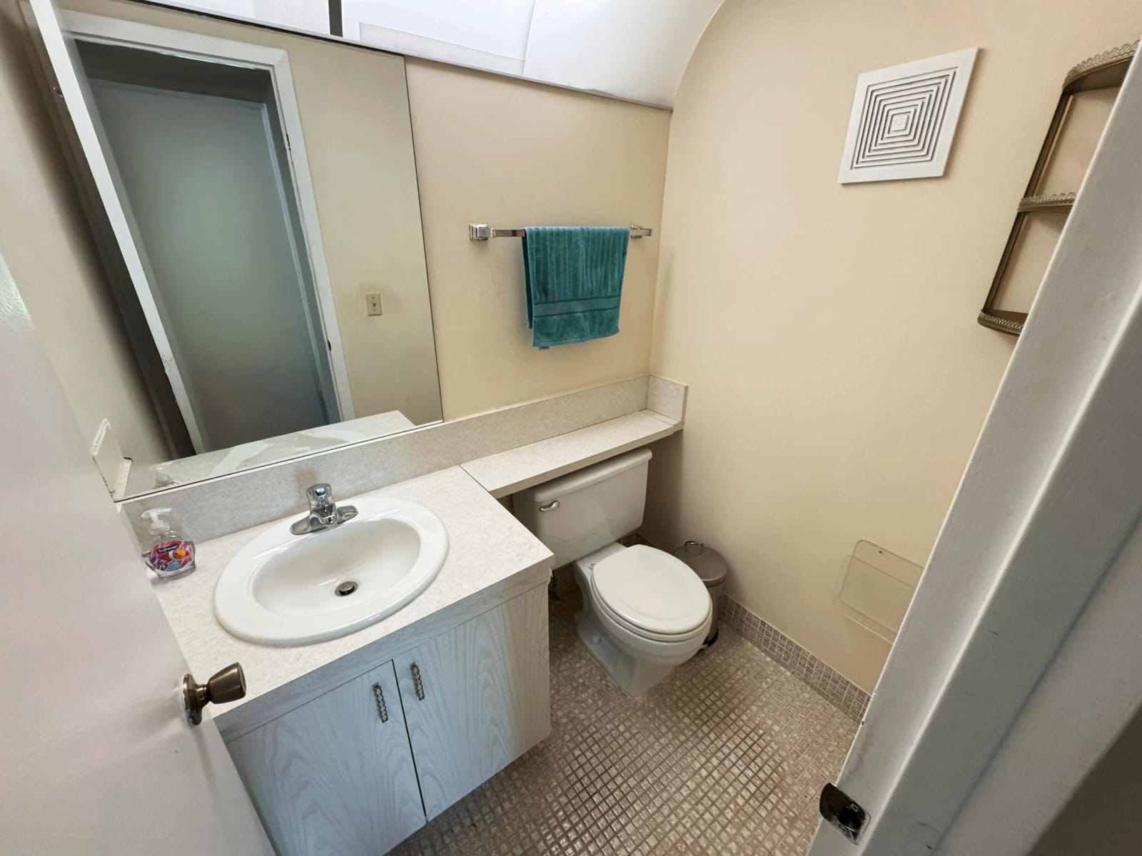 4075 Cornwall D, Boca Raton, FL 33434 photo 8